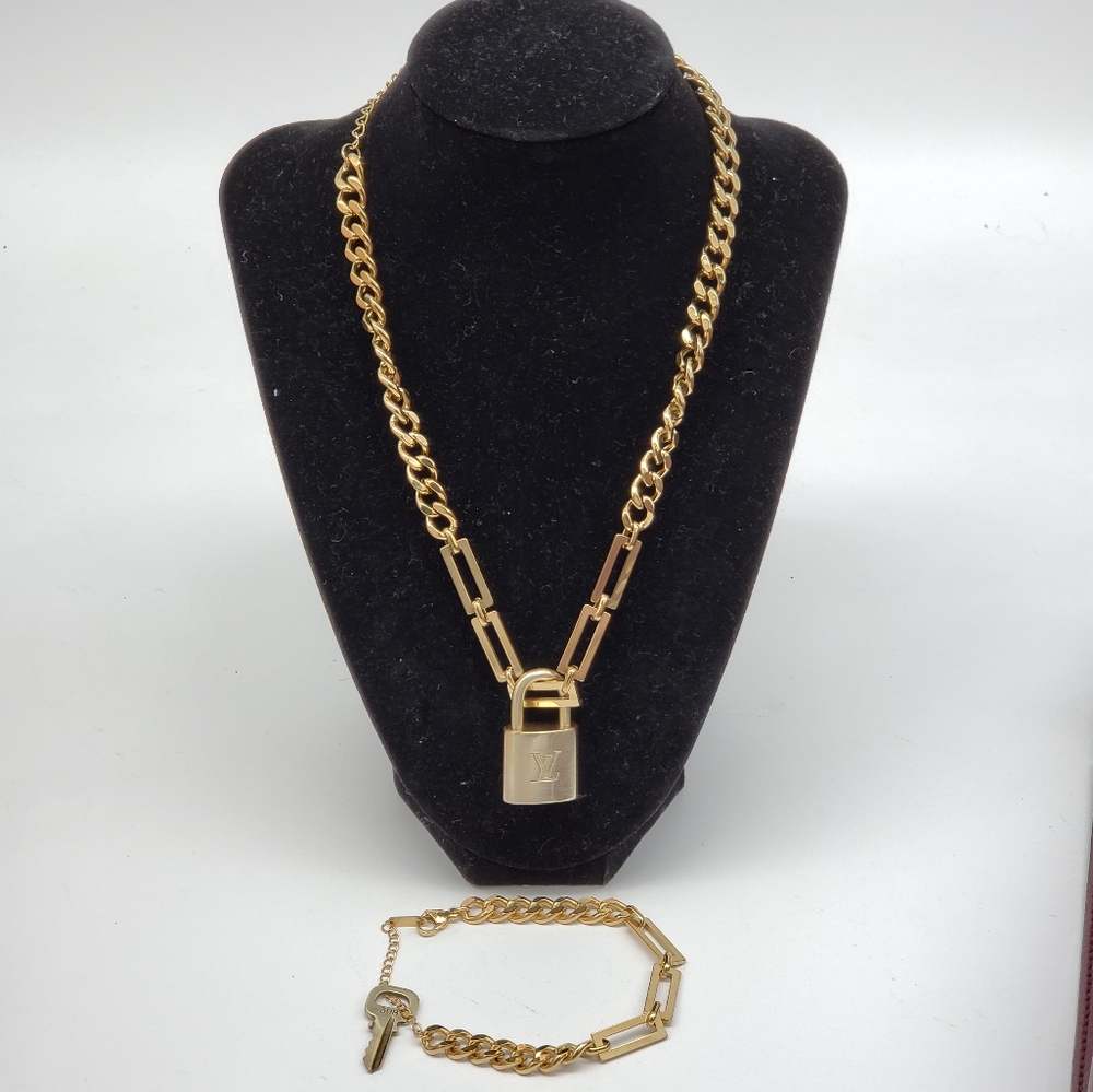 Authentic Louis Vuitton Gold Padlock W/ Unbranded Stainless Steel Chain&Bracelet